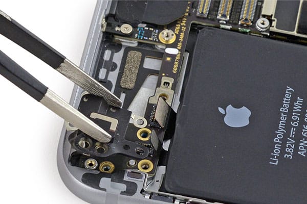 تعمیر آنتن آیفون 7